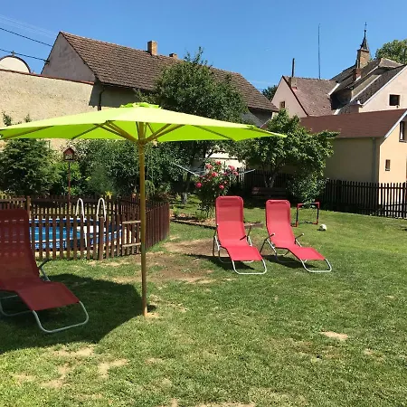 Krasna Chalupa Holiday home Borotin